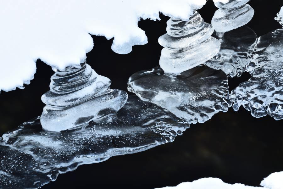 Ice shapes in frozen creek